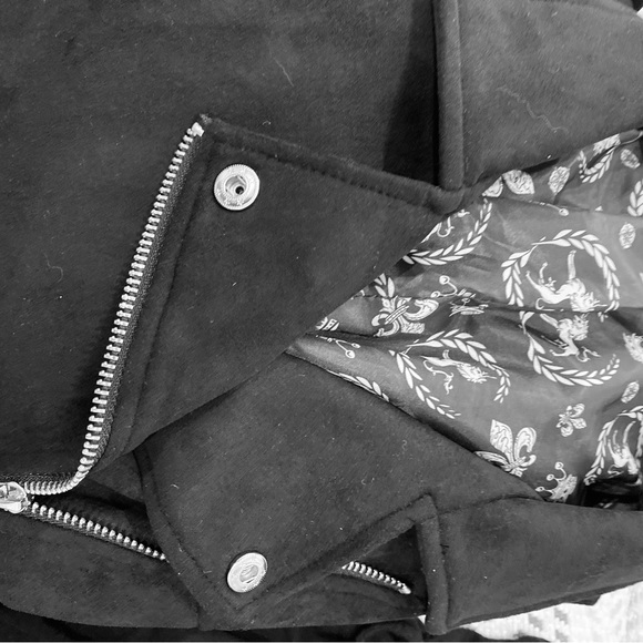 White Birch faux suede jacket size small - Picture 11 of 11